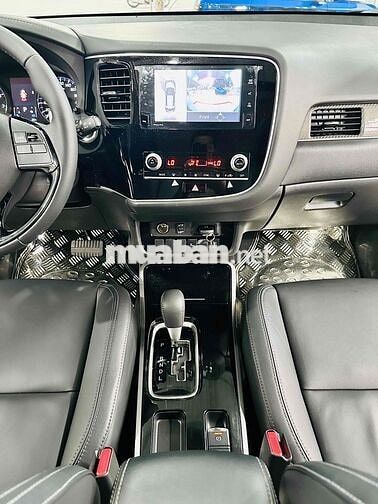Mitsubishi Outlander 2020 Premium 8000Km Siêu Mới