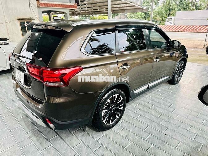Mitsubishi Outlander 2020 Premium 8000Km Siêu Mới