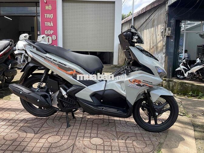 🌟Bán AirBlade.2019.125Fi.khoá ga up xám xi măng🌟