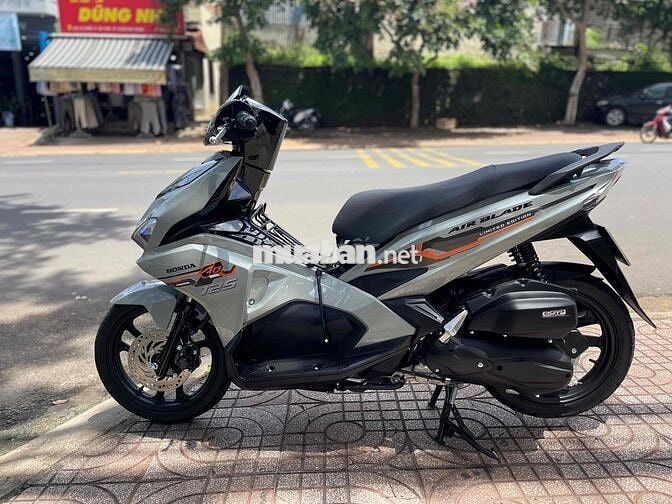 🌟Bán AirBlade.2019.125Fi.khoá ga up xám xi măng🌟
