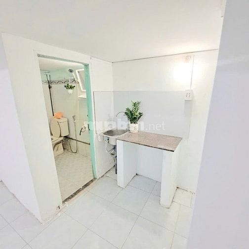 Phòng đẹp có Gác Lửng, Máy Lạnh - 26/42 Tân Sơn Nhì, Q.Tân Phú 