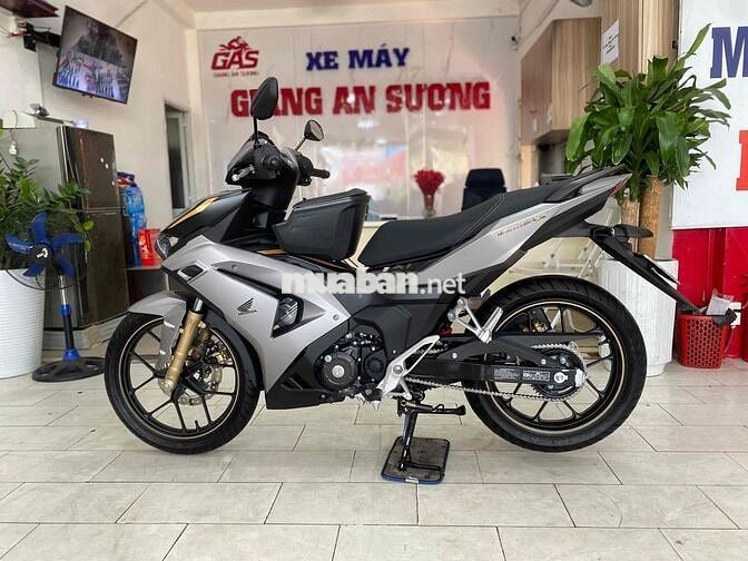 Honda Winner x v4 150 đk 2024 màu bạc nhám