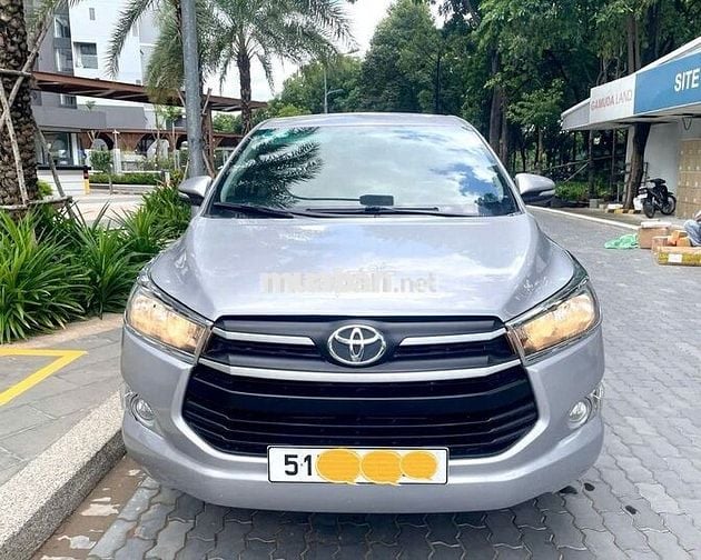 Toyota INNOVA 2019E màu bạc Zin chính chủ gia đình