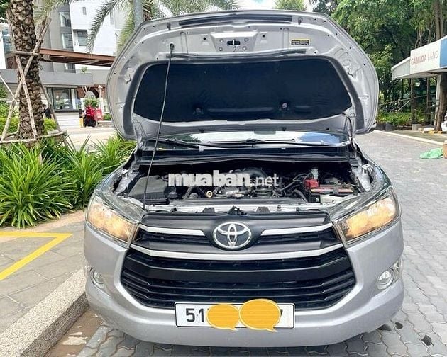 Toyota INNOVA 2019E màu bạc Zin chính chủ gia đình
