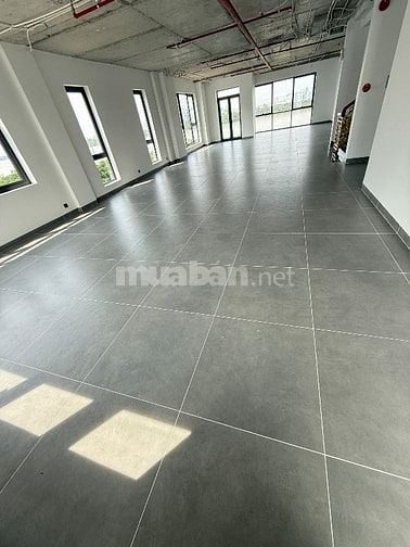 CHO THUÊ TÒA NHÀ 7 TẦNG – 2 MẶT TIỀN TRẦN QUÝ KIÊN, VIEW SÔNG, THỦ ĐỨC