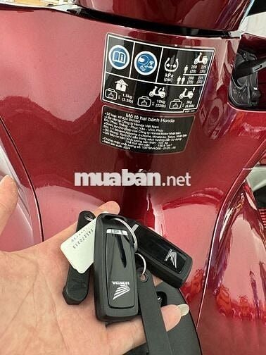 SH160 390 cây số chưa thay nhớt lần đầu như xe mới