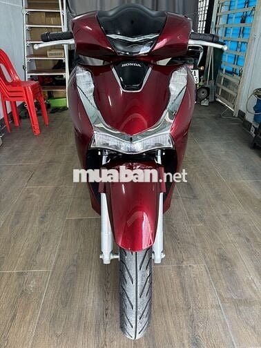 SH160 390 cây số chưa thay nhớt lần đầu như xe mới