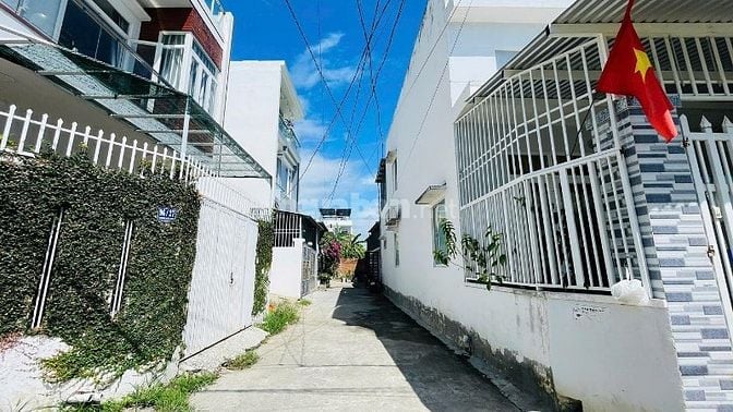 VN163 Bán nhà 2 tầng hẻm 4m đường Liên Hoa Tây Nha Trang