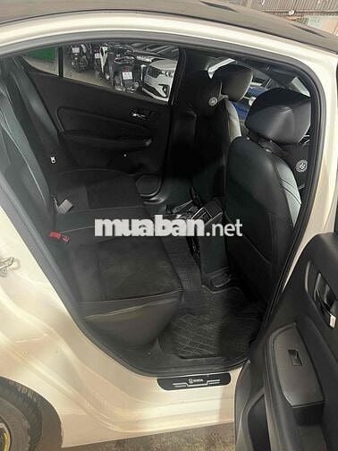 Honda City RS 2023 1.5 i-VTEC - 84500 km