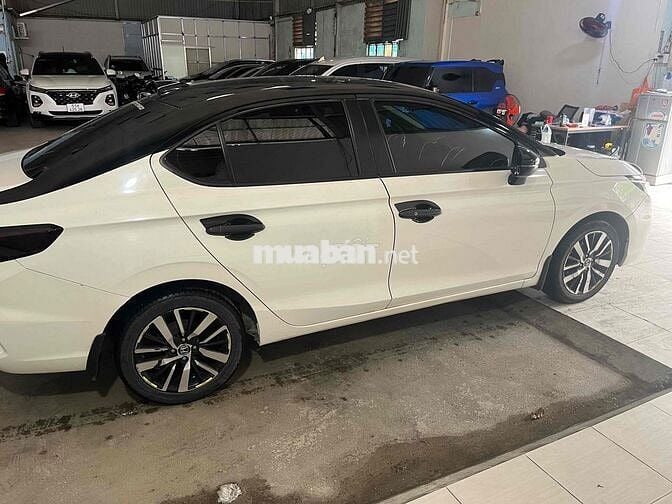 Honda City RS 2023 1.5 i-VTEC - 84500 km