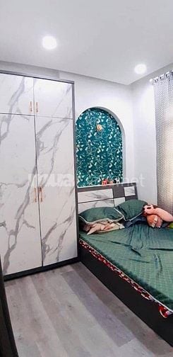 SANG TÊN NGAY CĂN NHÀ Đ ĐẶNG MINH TRỨ, TÂN BÌNH.GẦN TRƯỜNG MẦM NON 10