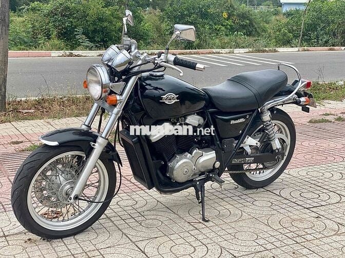 Honda VRX400 Roadster