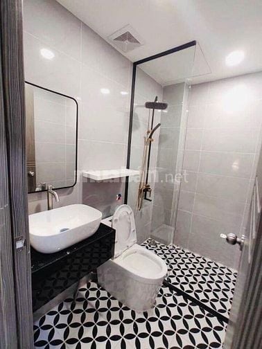 SANG TÊN NGAY CĂN NHÀ Đ ĐẶNG MINH TRỨ, TÂN BÌNH.GẦN TRƯỜNG MẦM NON 10