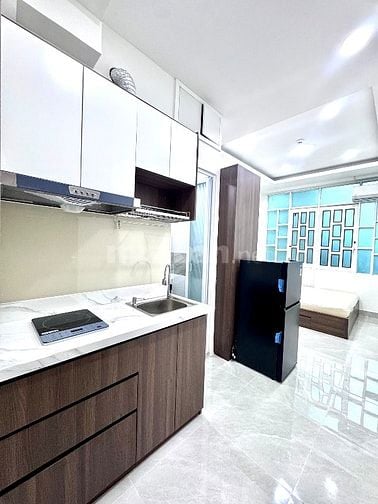 Phòng trọ Q10 mới xây cách Đại học kinh tế EUH 100m