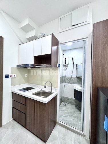 Phòng trọ Q10 mới xây cách Đại học kinh tế EUH 100m