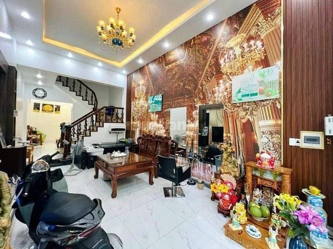Sở hữu ngay nhà giá vô cùng ưu đãi đường Lý Chính Thắng, Q3, giá 4tỷ01