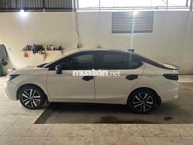 Honda City RS 2023 1.5 i-VTEC - 84500 km