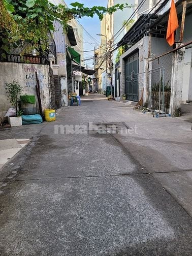 Siêu hiếm nhà nát vài bước ra chợ Lý P.Man Q7 cạnh metro C.Giờ 4.4 tỷ