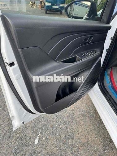 Hyundai Stargazer 2024 - 24000 km