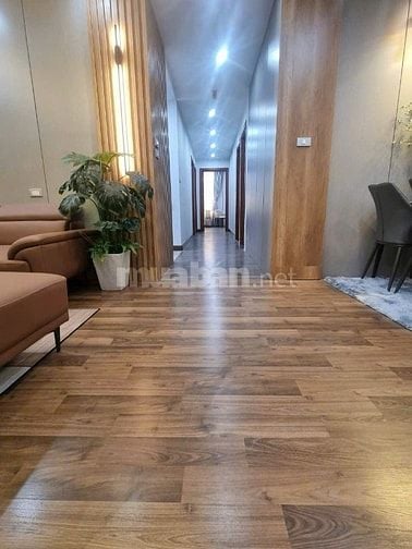 Căn hiếm 3 ngủ Goldmark-122m2- Full nội thất