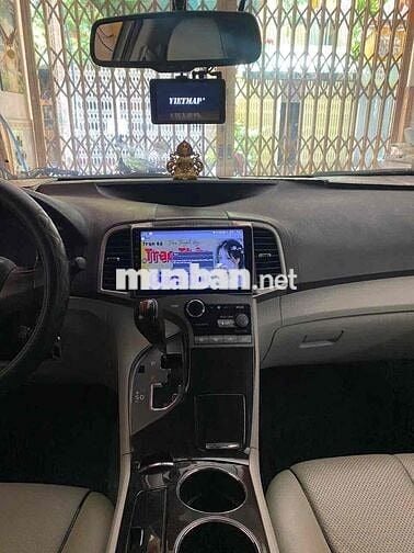 Venza 2010 máy 2.7 rất lợi xăng xe mua mới 1 chủ