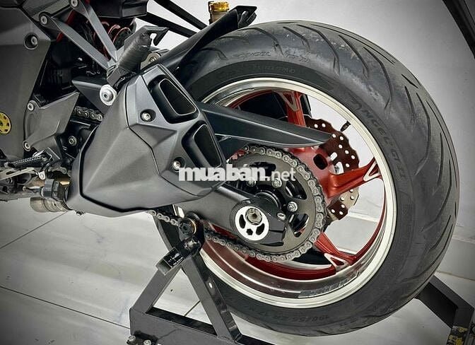 KAWASAKI Z1000 ABS LIMITED EDITION 2013