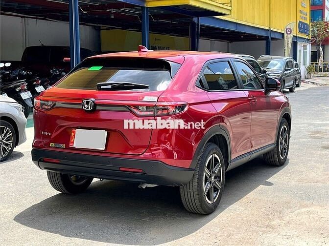 HONDA HRV G 2024 GIA ĐÌNH LƯỚT 751KM SƠN ZIN 100%