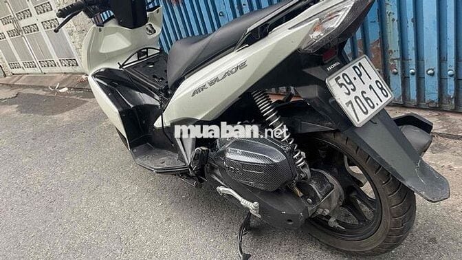 airblade 125 máy ngon zin chưa bung giá cực tốt