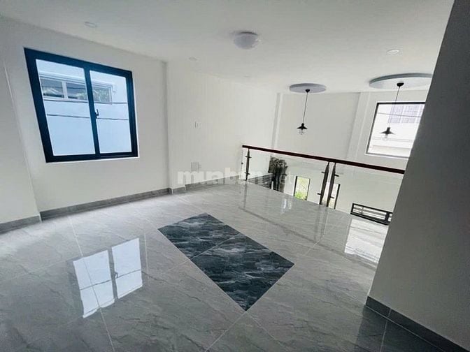 Bán nhà Lê Văn Sỹ Q3 – 5 tầng – ngang 6m – lô góc 2 mặt thoáng