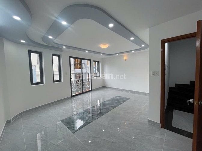 Bán nhà Lê Văn Sỹ Q3 – 5 tầng – ngang 6m – lô góc 2 mặt thoáng