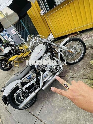 Harley Davidson XL1200