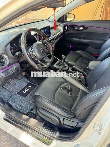 Bán xe CERATO 2020 MT rất đẹp