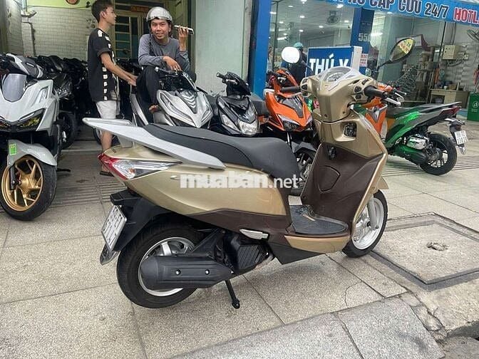 Honda lead FI 2017 mới 90% bstp chính chủ