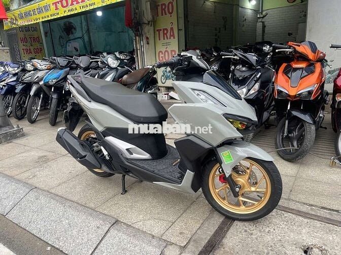 Honda Vario 160 abs2023 mới 90% Bstp chính chủ