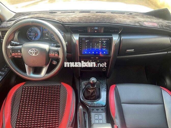 Toyota Fortuner 2021 2.4MT