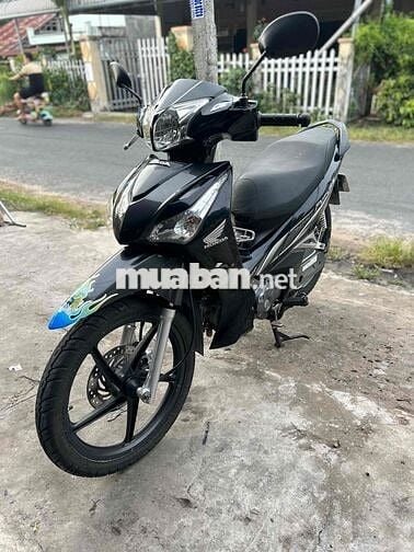 bán future Fi 2017 ngay chủ zin êm chân áo sạch sẽ