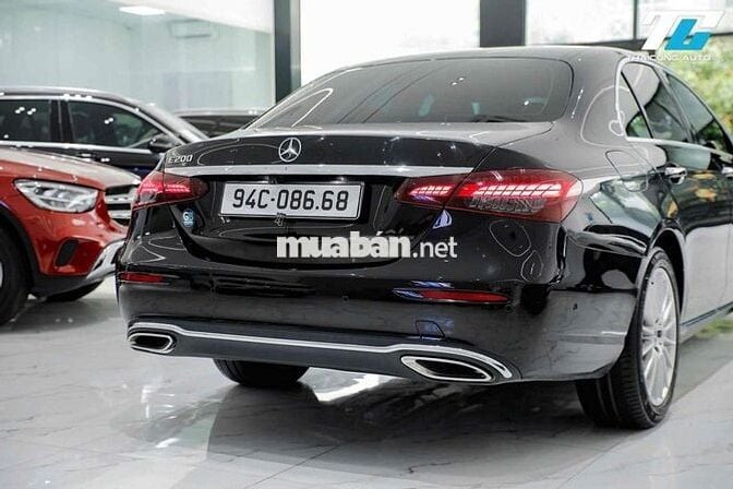 Mercedes Benz E200 Exclusive model 2022 odo 30k km