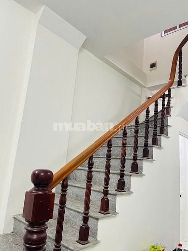 Cho thuê nhà Phố Bắc Cầu, Phường Ngọc Thuỵ Quận Long Biên