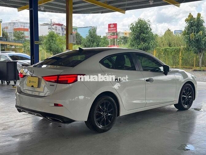 Mazda 3 2017 1.5AT  3XX