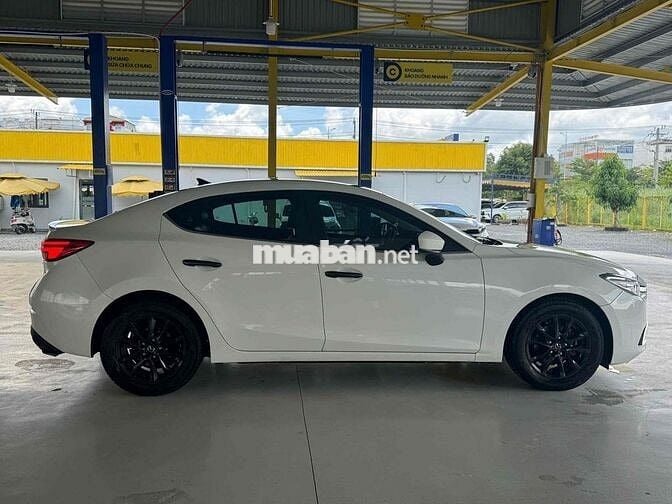 Mazda 3 2017 1.5AT  3XX