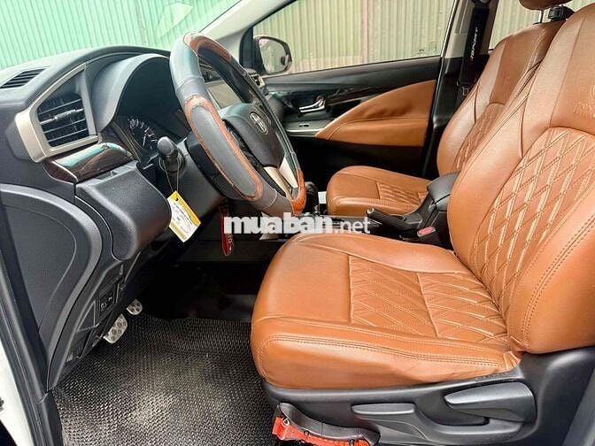 Toyota Innova 2019 2.0G - 116000 km