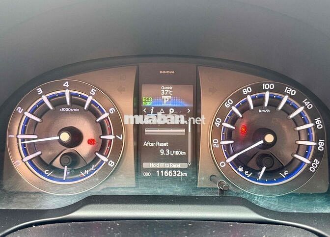 Toyota Innova 2019 2.0G - 116000 km