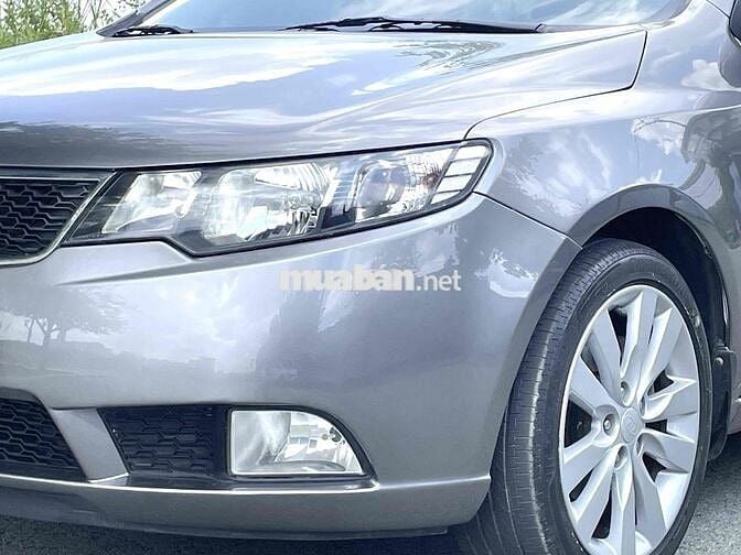 Kia Forte 2011 SX 1.6 AT - 93000 km