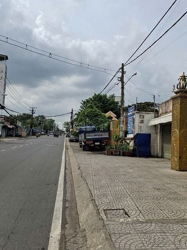 Bán đất mặt tiền Hoàng Hữu Nam Tân Phú Quận 9 giá 23,5 tỷ