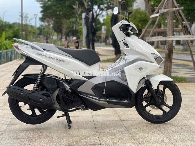 Hon Da AB siêu nhân dk 2017 . xe một chủ