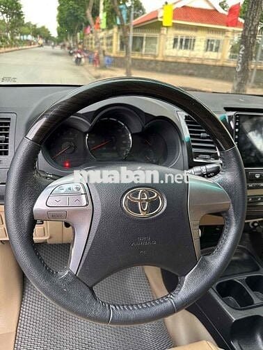 Toyota Fortuner 2016 2.7V TRD 4x2 - 130000 km