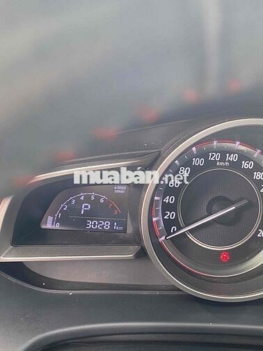 Mazda 3 2016 1.5 AT Hatchback - 450 Triệu