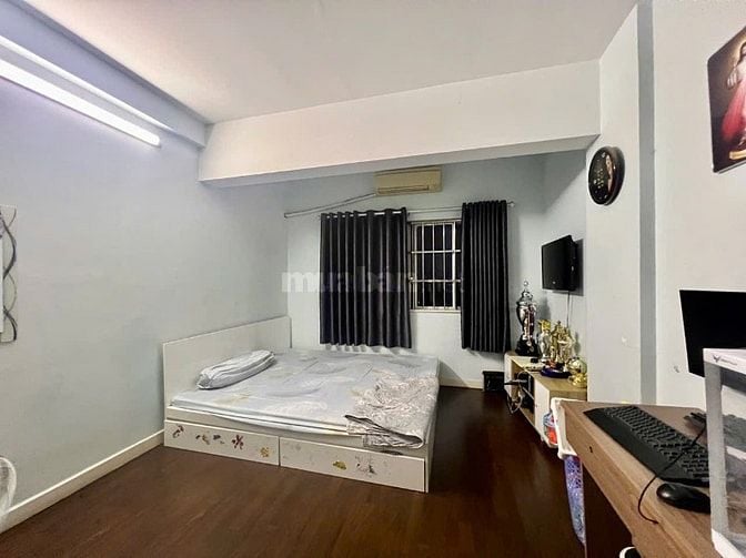 Bán căn hộ cung cư 64,1m2, 2PN, giá 2,65tỉ