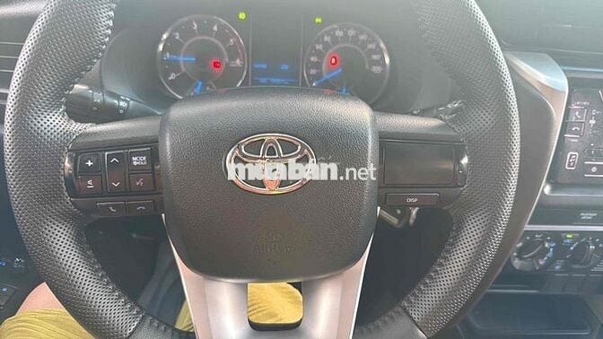 Toyota Fortuner 2017 2.4G 4x2 MT - 72000 km