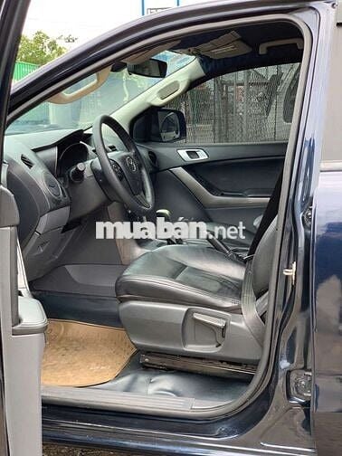 Mazda BT50 đời 2016 2.2L 4x2 AT - 100000 km